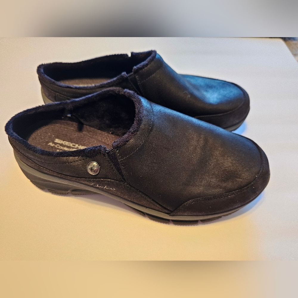 Skechers Womens  Black Slip-On Shoes